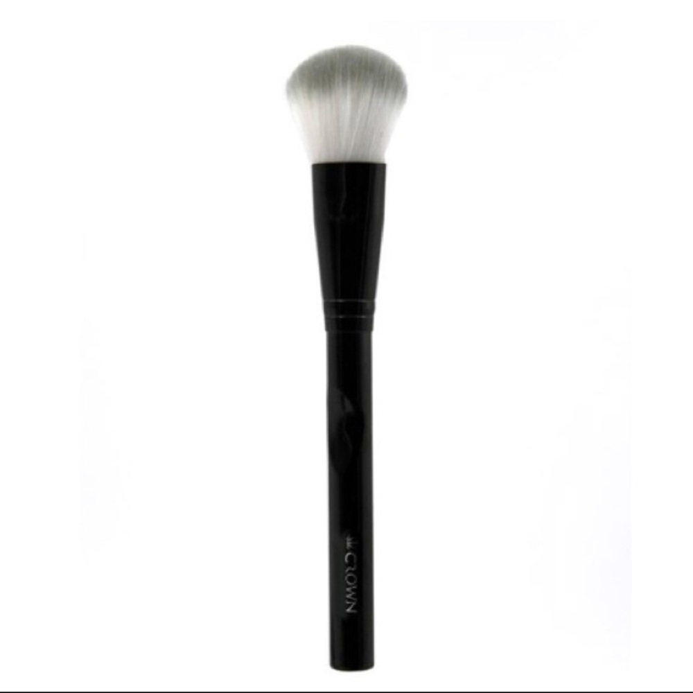 Crown blush highlighter brush